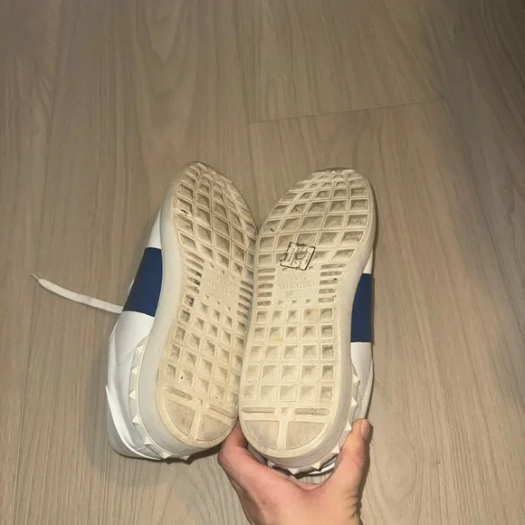 Valentino Garavani Calfskin Open Sneakers White/Navy Leather - Picture 8 of 12